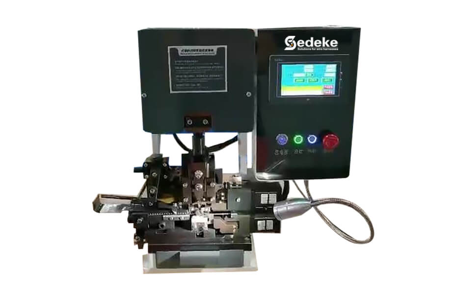 TM-15SCE Electrical Stripping and Crimping Machine