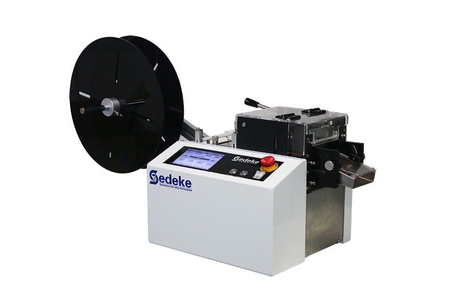 Tagliatrice EC-6800