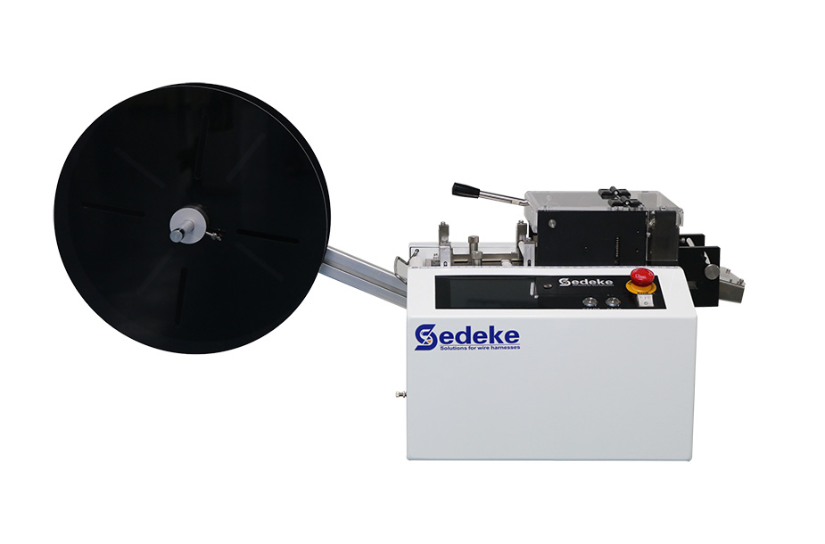Tagliatrice EC-6800