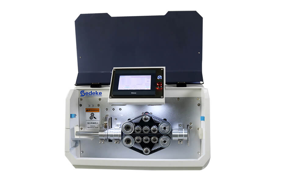 EC-830 Rohrschneidemaschine