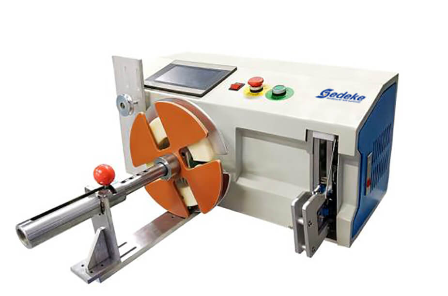 WT-645S Avvolgitore automatico e legatrice con funzione di smistamento